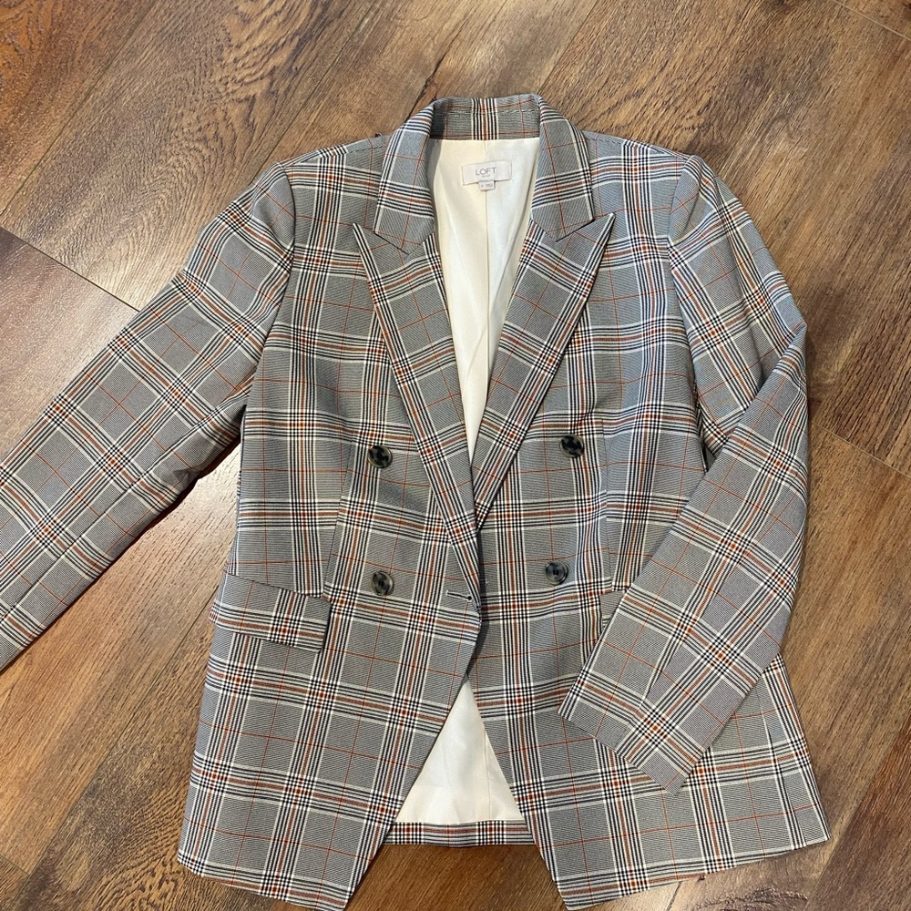 LOFT Checkered Blazer in Gray and Red